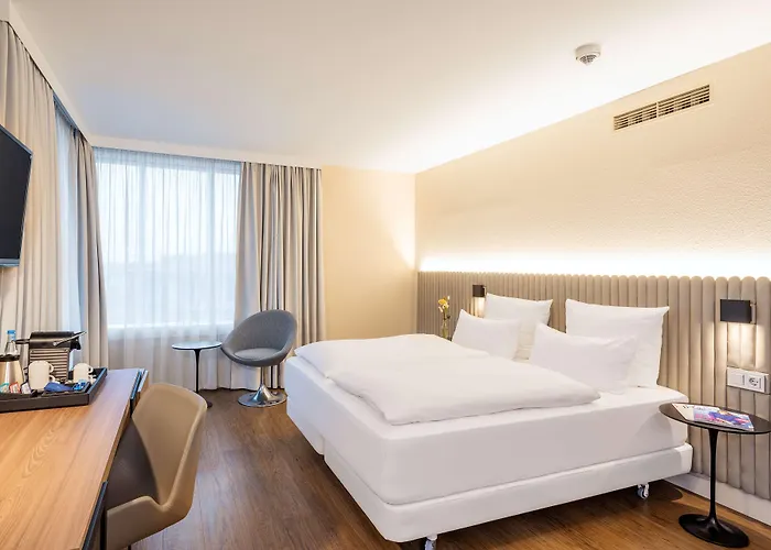 Hotel NH Hamburg Altona